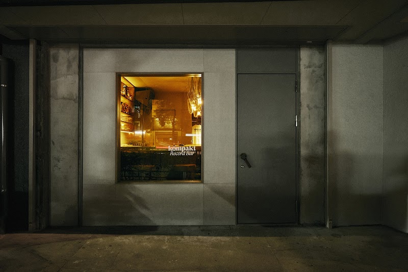 Kompakt Record Bar TOKYO — 2