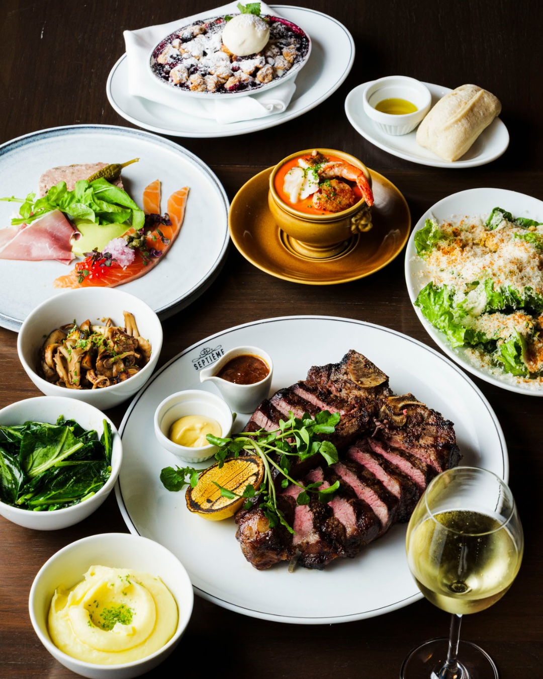 TWO ROOMS CAFE GRILL BAR Nihonbashi — 2