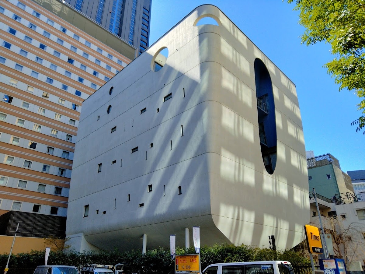 Shinjuku Rurikoin Byakurengedo (新宿瑠璃光院白蓮華堂)
