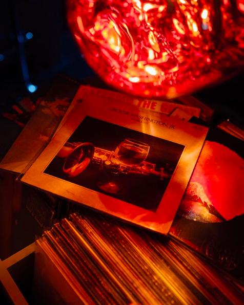 RECORD BAR analog — 2