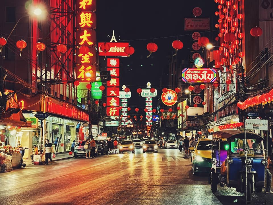 Yaowarat Road (ヤワラート通り)