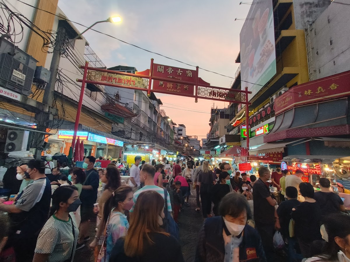 Yaowarat Road (ヤワラート通り) — 3