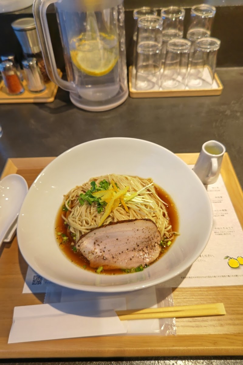 Yuzu Lab Noodle Shop (ユズ・ラボ・ヌードル・ショップ) — 2