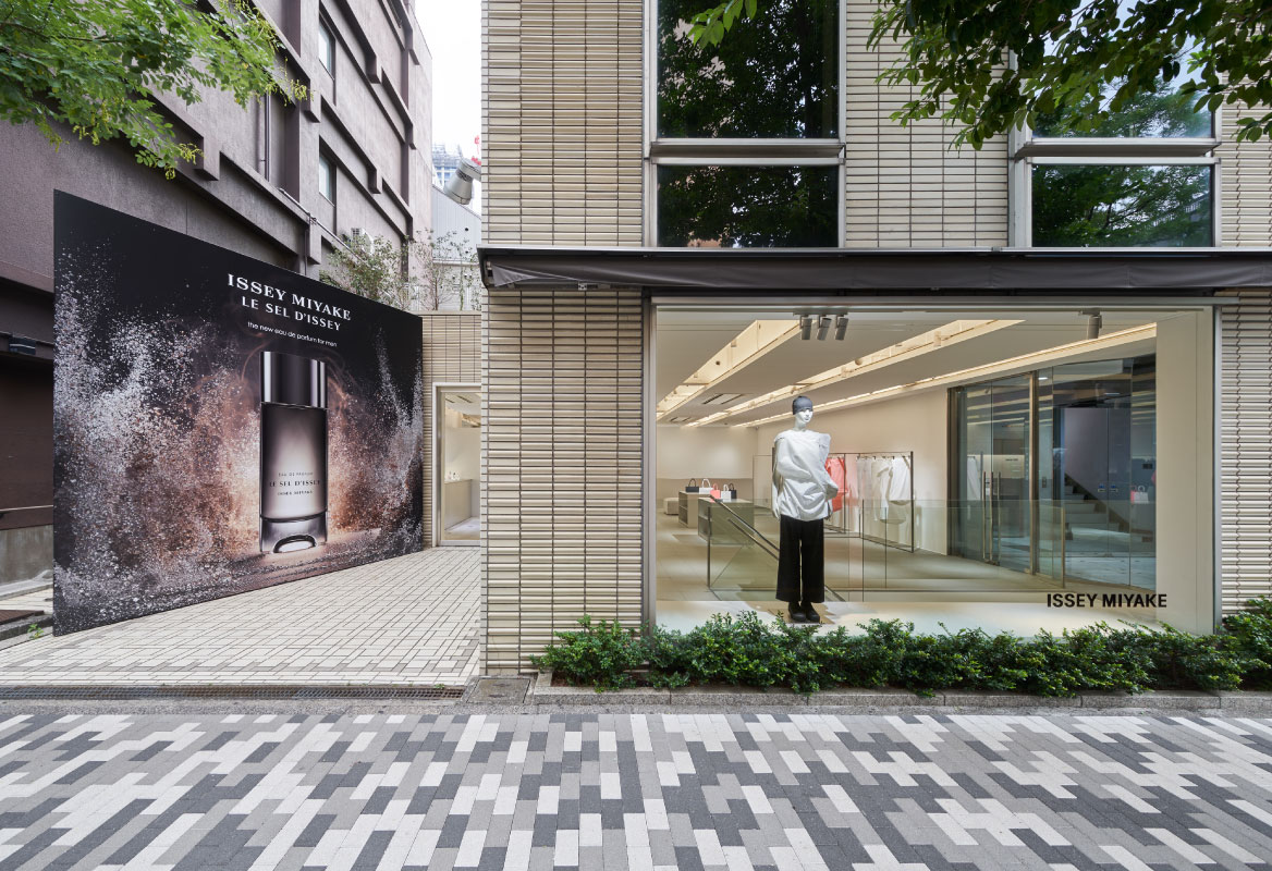 ISSEY MIYAKE Aoyama Store (イッセイ ミヤケ 青山店)