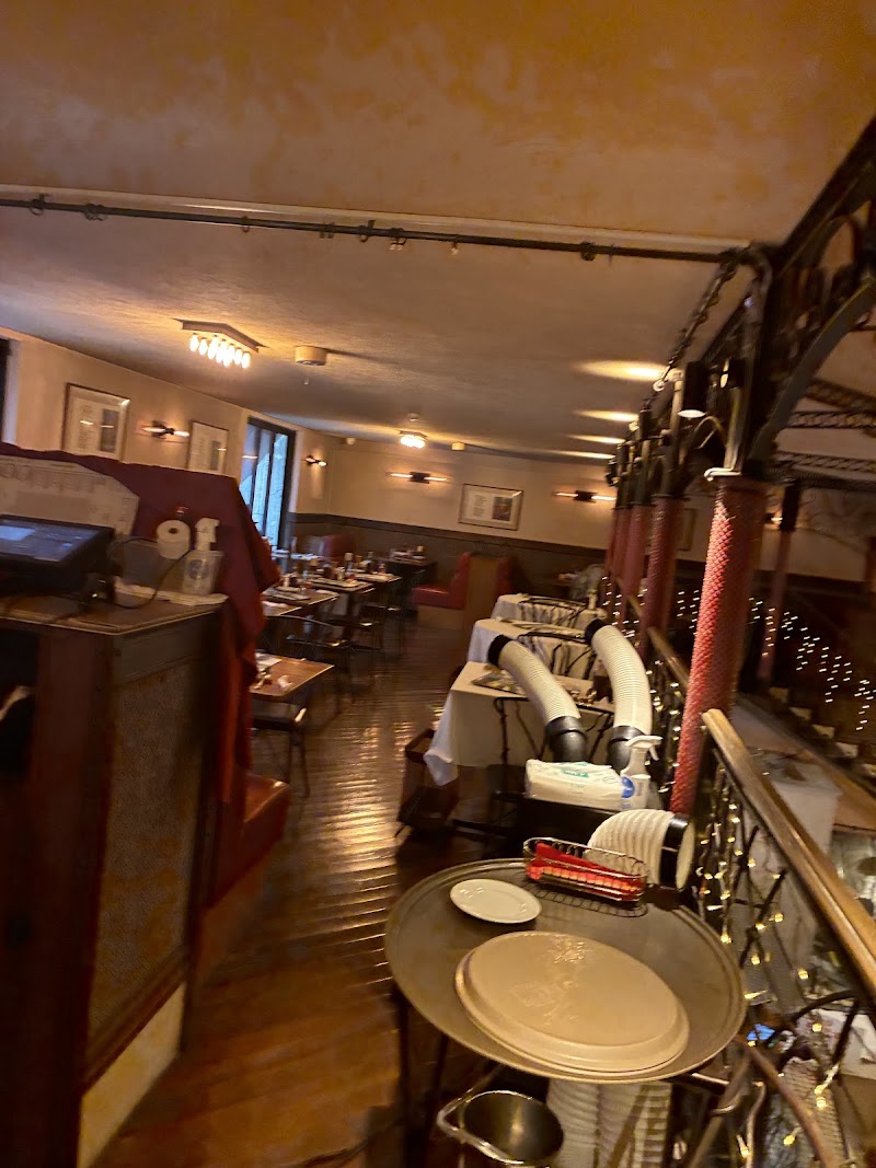Cafe La Boheme Shirokane — 2