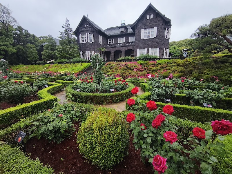 Kyu-Furukawa Gardens — 3