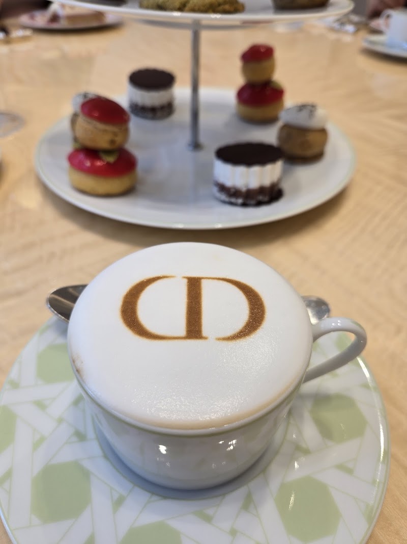 CAFÉ DIOR by Anne-Sophie Pic Ginza — 3