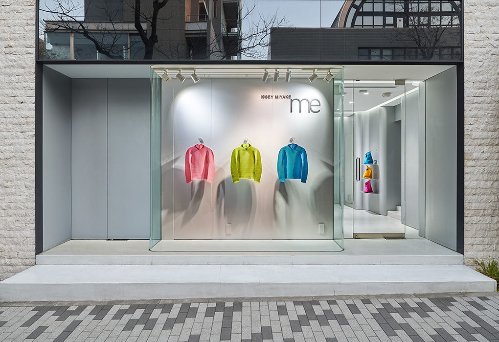 me ISSEY MIYAKE Aoyama Store (ミー イッセイ ミヤケ 青山店)