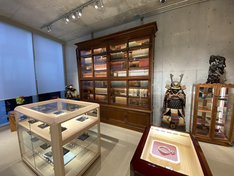 Jacques Marie Mage Omotesandō–Tokyo Gallery — 2
