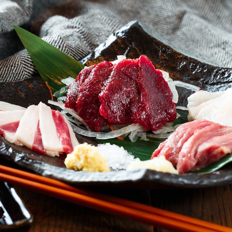 Juicy Gyoza Dan da Dan Sakaba (ジューシー餃子ダンダンサカバ) – 下北沢 — 2