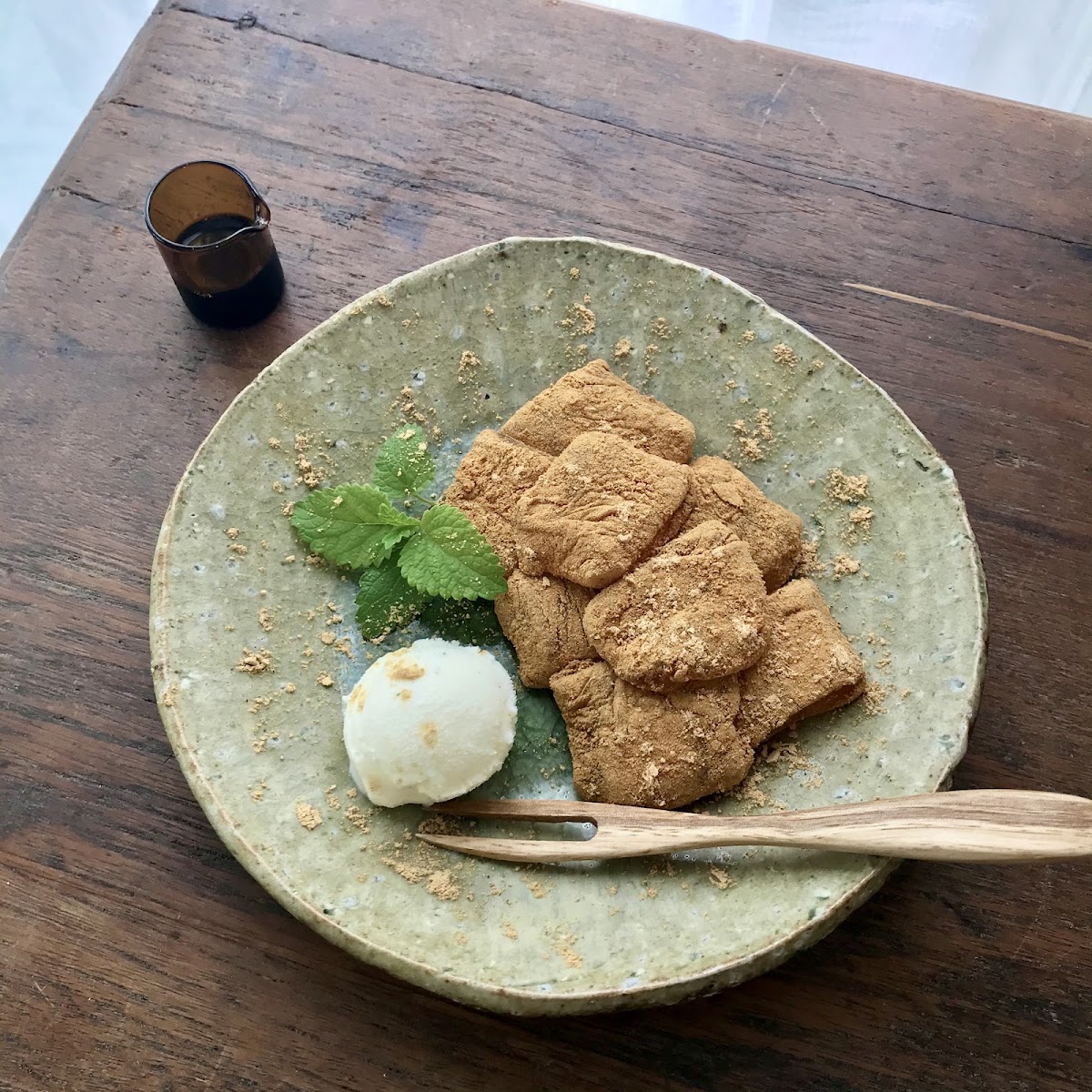 Teahouse Among The Steps (ステップスの茶屋) — 2