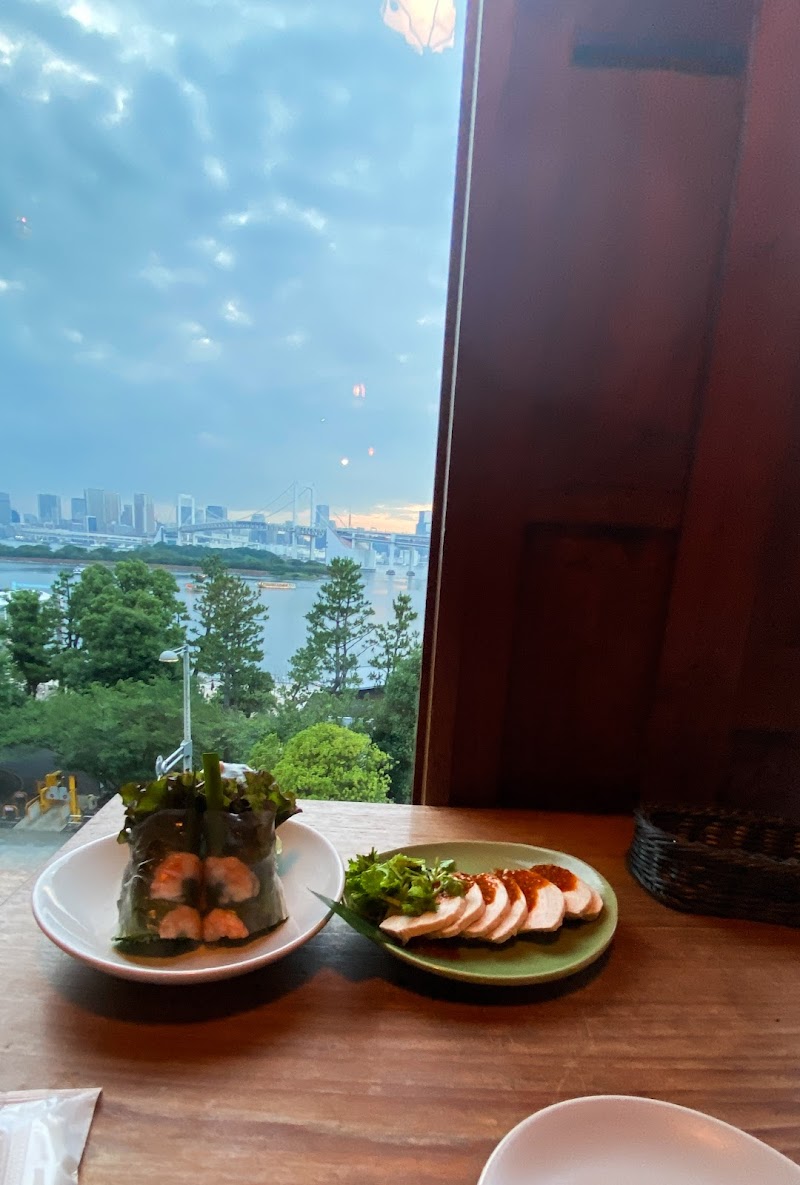 Monsoon Cafe Odaiba (モンスーンカフェ お台場) — 3