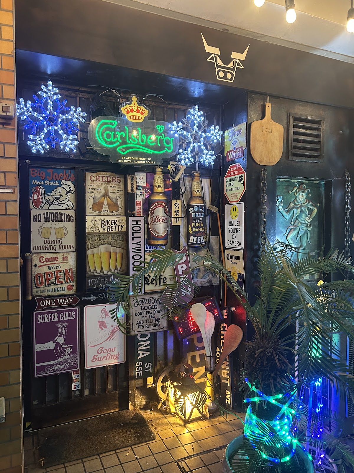 EDY’S BAR — 3