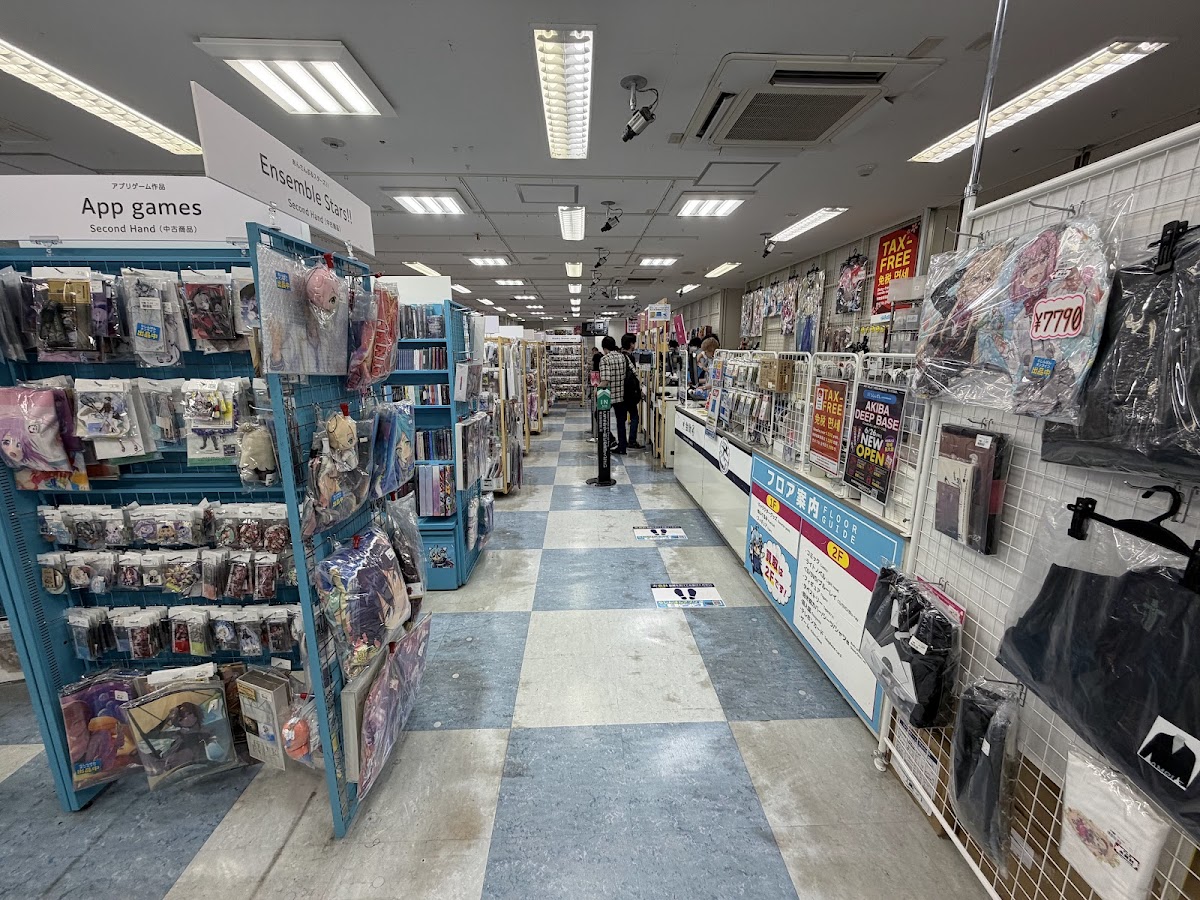 らしんばん秋葉原新館 (Lashinbang Akihabara New Store) — 2
