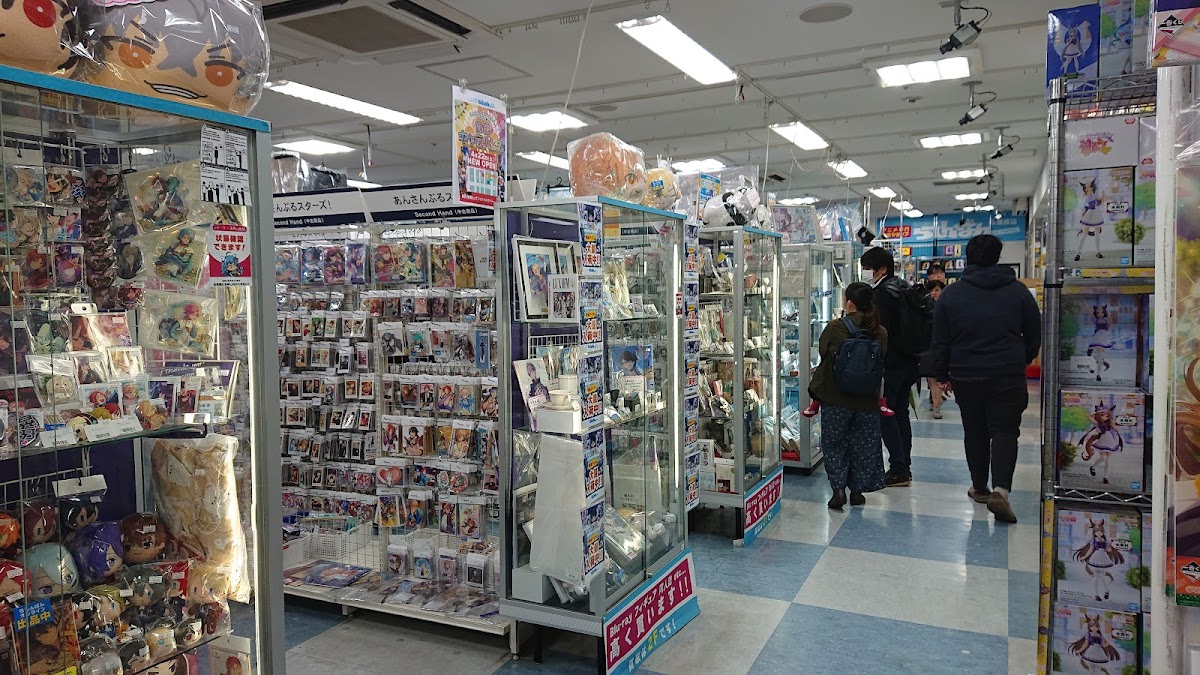 らしんばん秋葉原新館 (Lashinbang Akihabara New Store) — 3