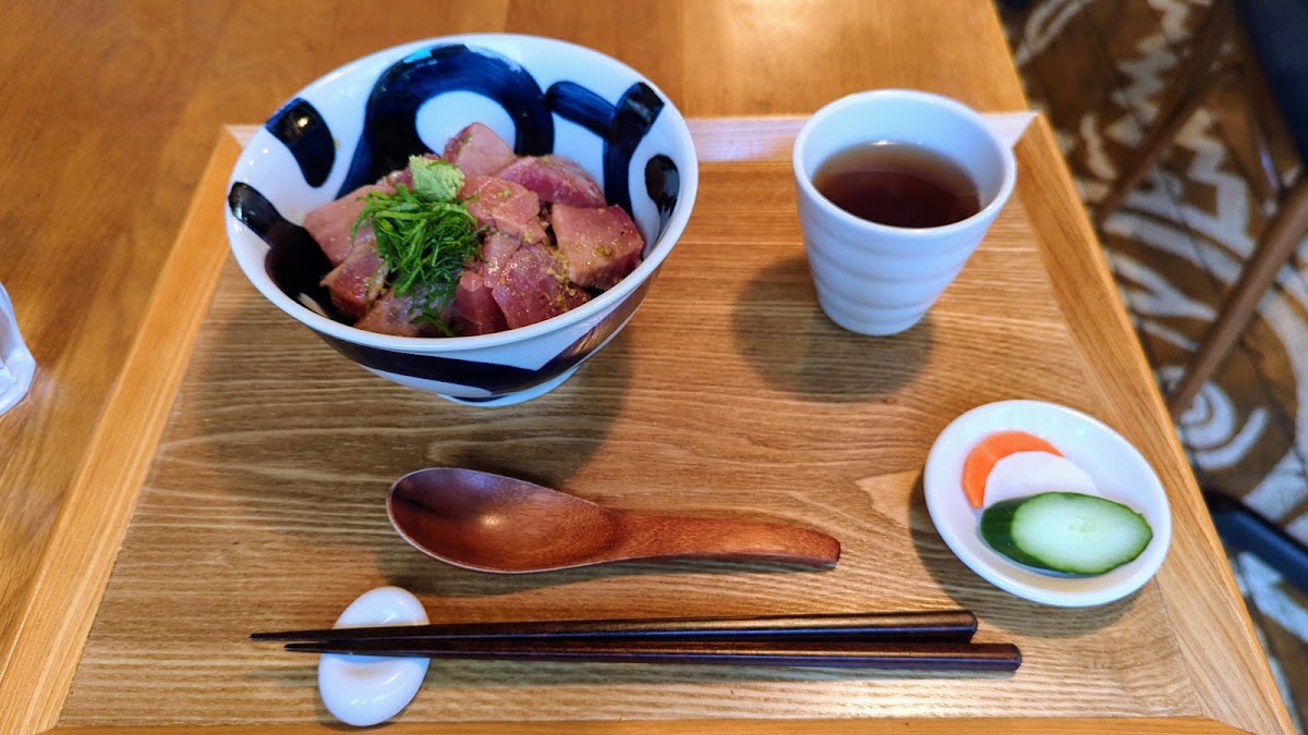 Photo Book Dining Megutama (フォトブックダイニング めぐたま) — 2