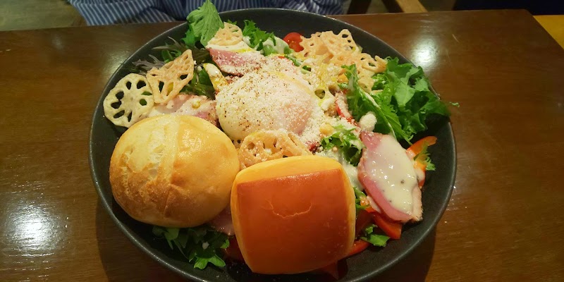 Cafe 104.5 Dining & Bar — 2