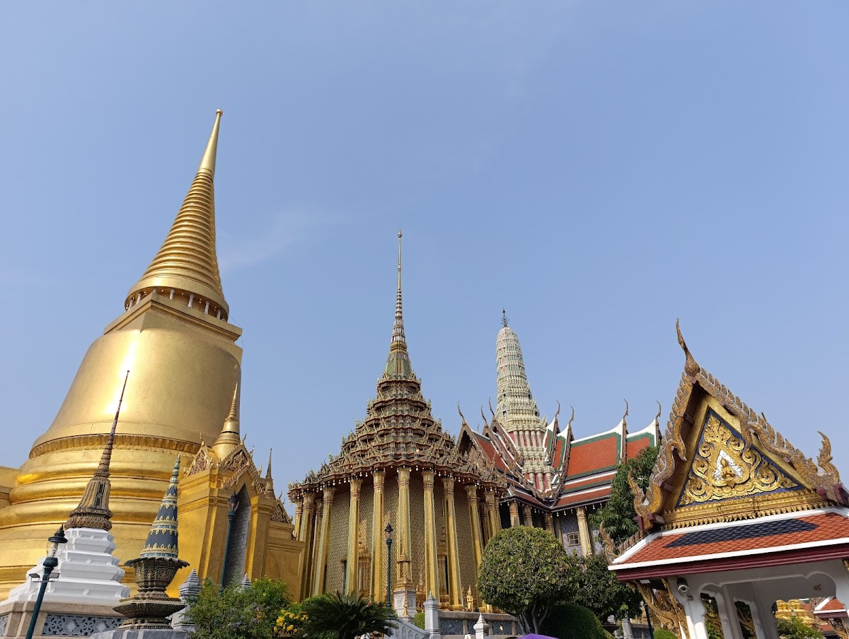 The Grand Palace (グランド・パレス)