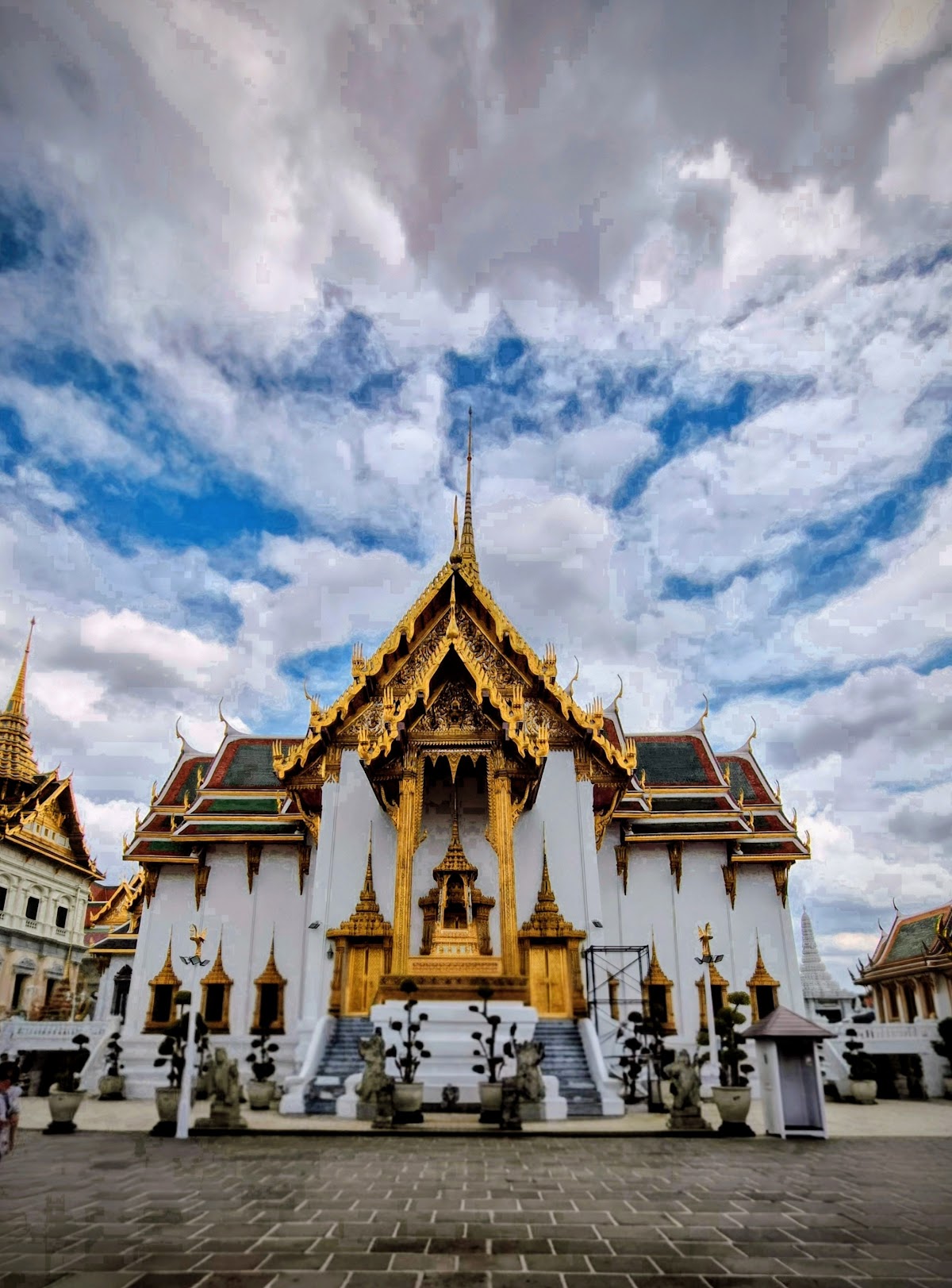 The Grand Palace (グランド・パレス) — 3