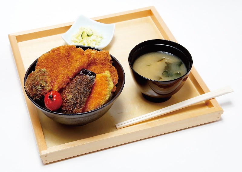 Niigata Katsudon Tarekatsu - Shibuya Store — 2