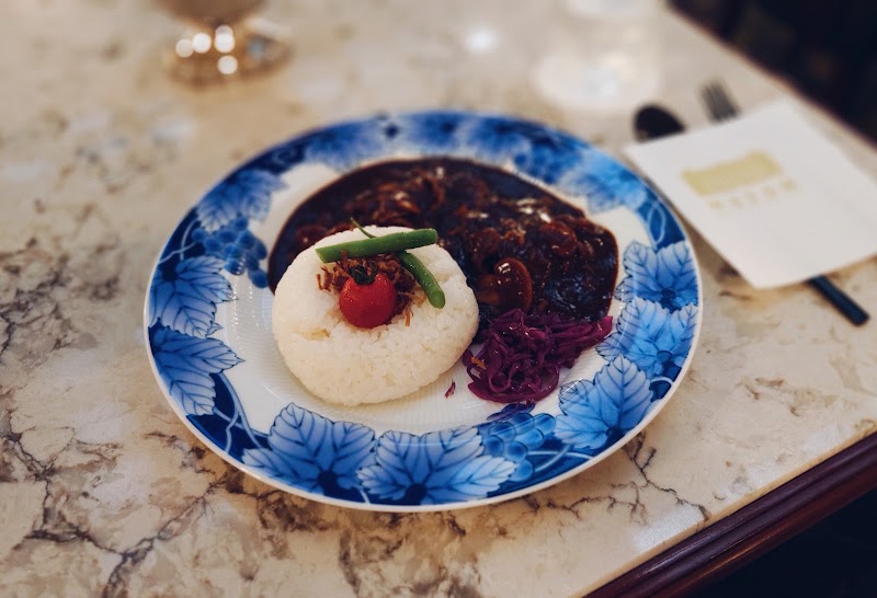 Meiji Yasuda Cafe Marunouchi — 3