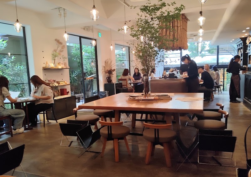 Brown Rice Tokyo Omotesando — 2