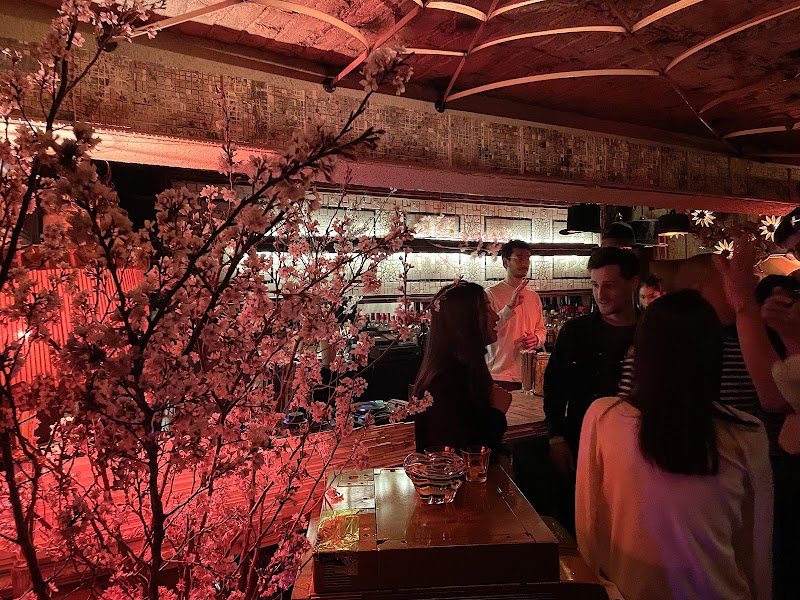 Aoyama Tunnel — 2