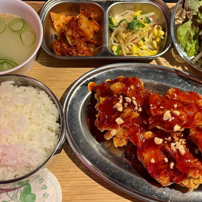 韓国酒場 タッカンマリ大学 麻布十番校 (Kankoku Sakaba Dakkammari Daigaku Azabu-Juban Ko) — 2