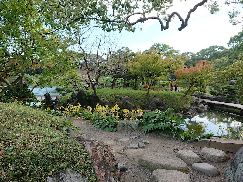 Kiyosumi Gardens (清澄庭園) — 2