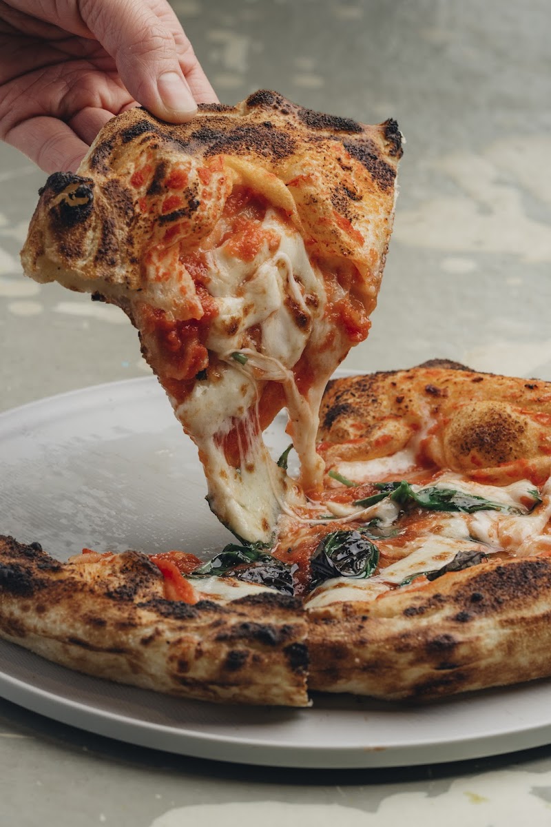 400℃ PIZZA Piu Shimokitazawa — 2