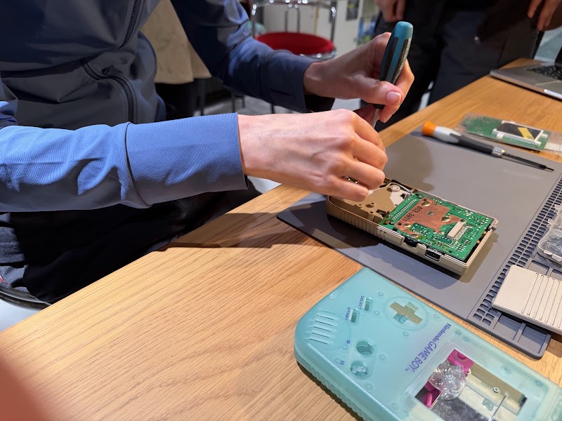 Gameboy Mod Workshop at Akihabara, Tokyo — 3
