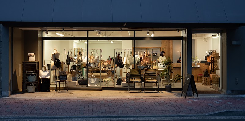 REN Kuramaeten (REN 蔵前店)