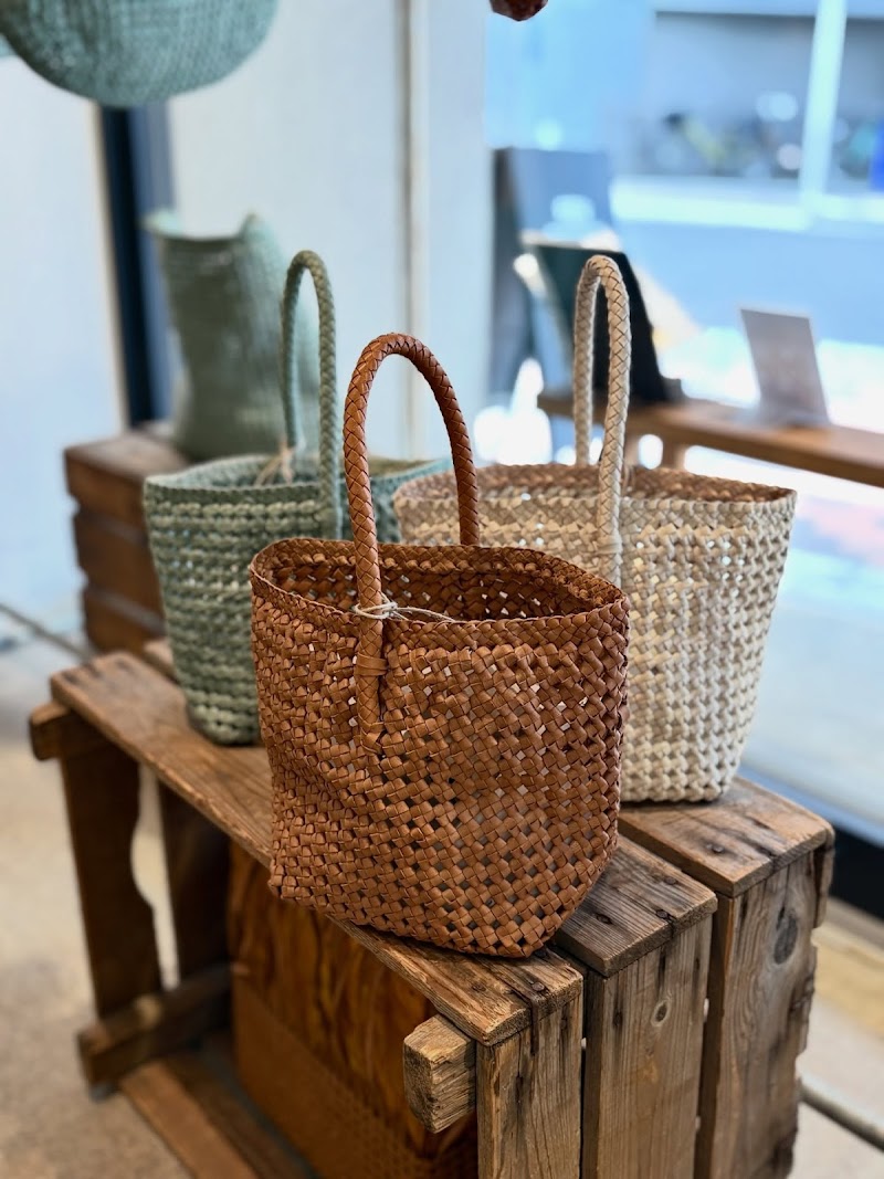 REN Kuramaeten (REN 蔵前店) — 3