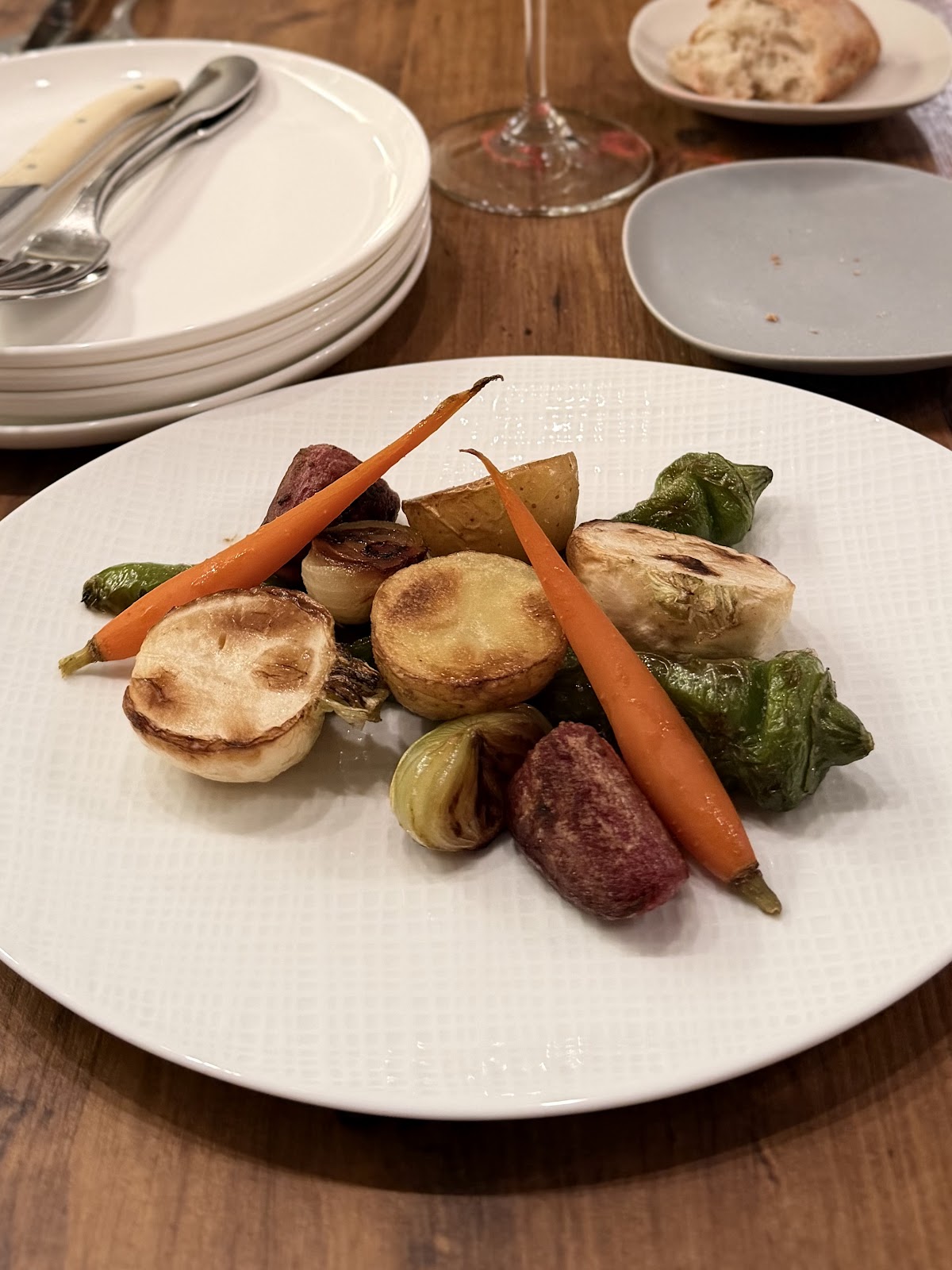 à table — 3