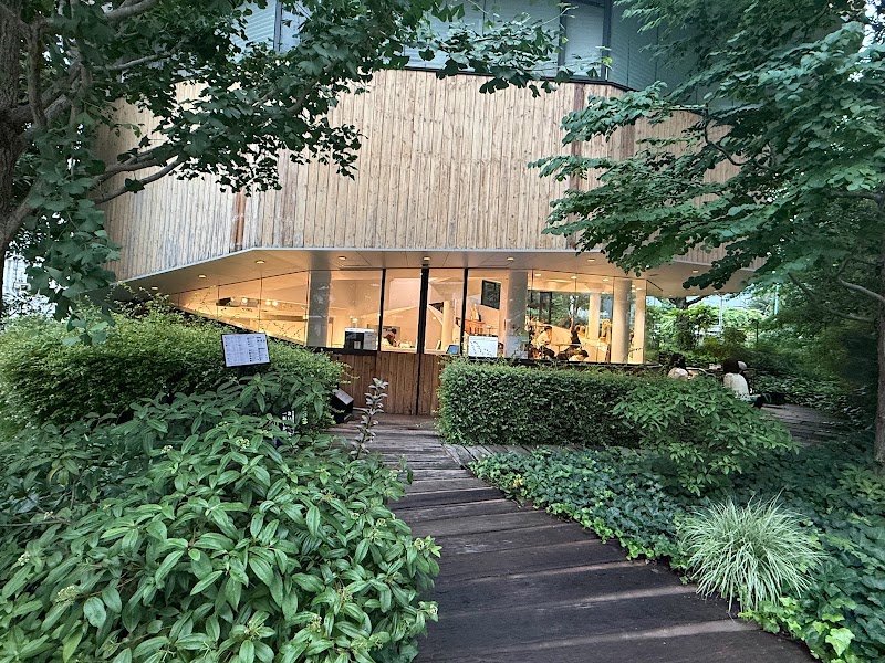 MONKEY CAFE / MONKEY GALLERY — 3