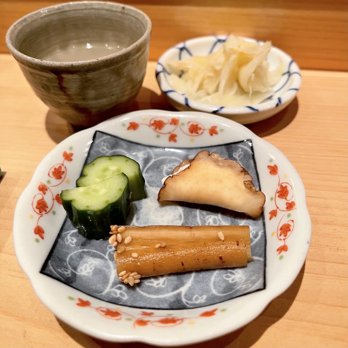 Sushi TAKAMITSU — 2