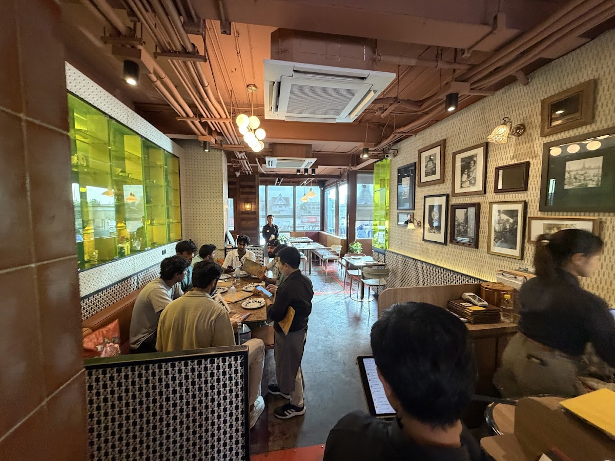 Supanniga Eating Room Tha Tien — 2