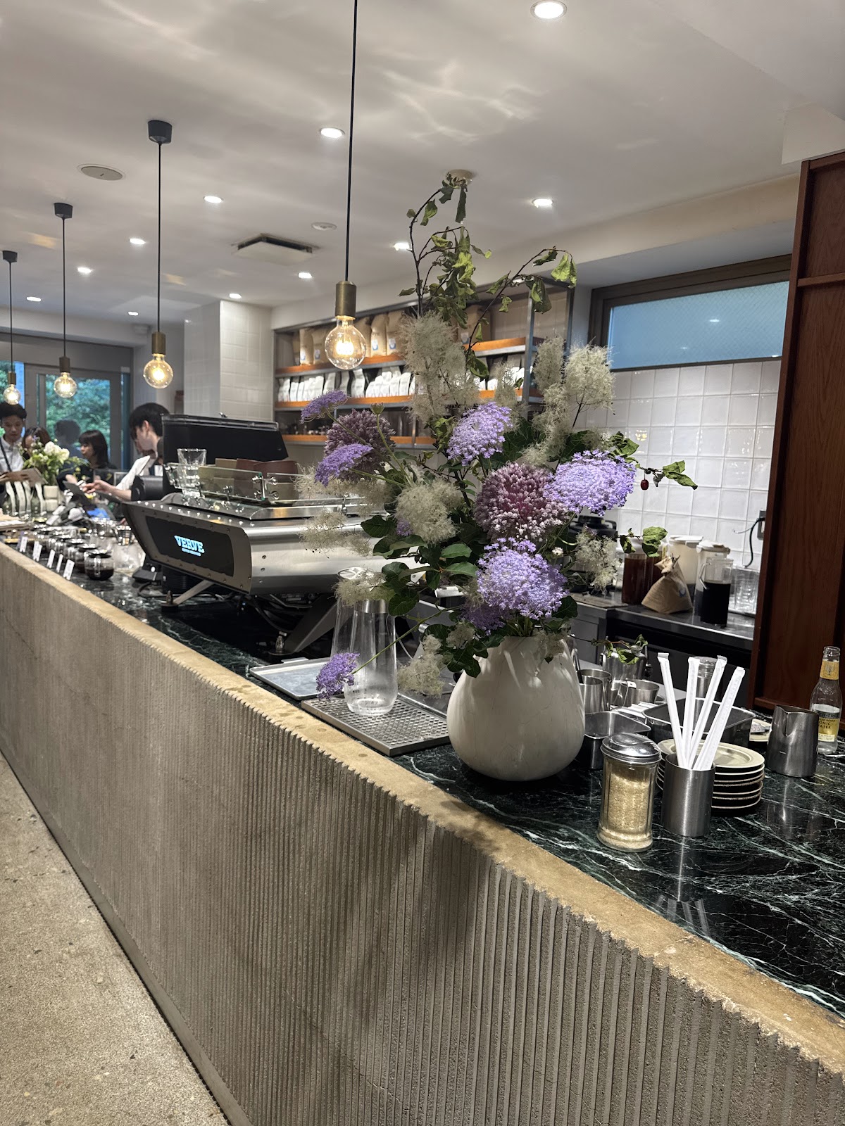 VERVE COFFEE ROASTERS YOYOGI PARK (ヴァーヴ コーヒー ロースターズ 代々木公園) — 2