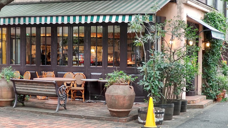 Papas Cafe Hiroo