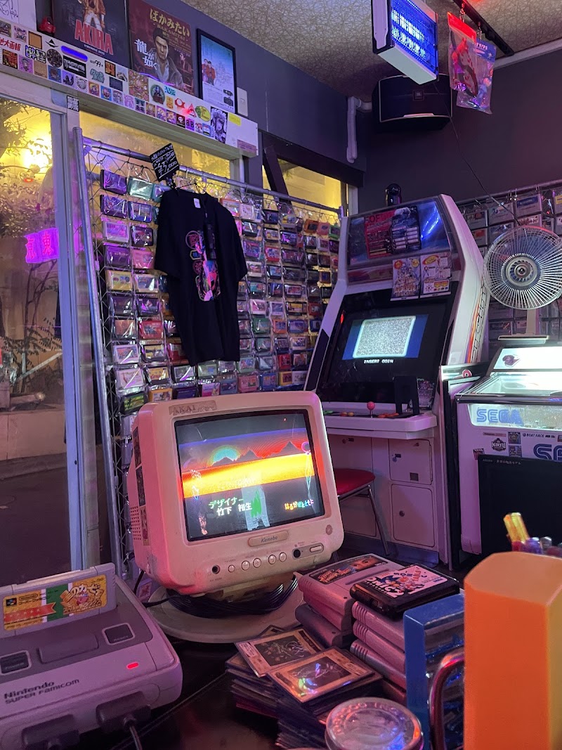 九龍電脳東京湯島遊戯酒吧 — 3