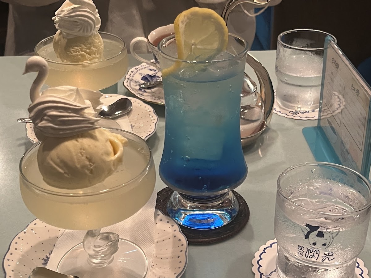 喫茶閃光 — 3