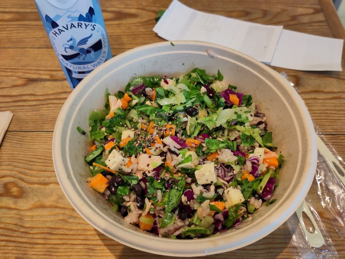Crisp Salad Works Shibuya — 3