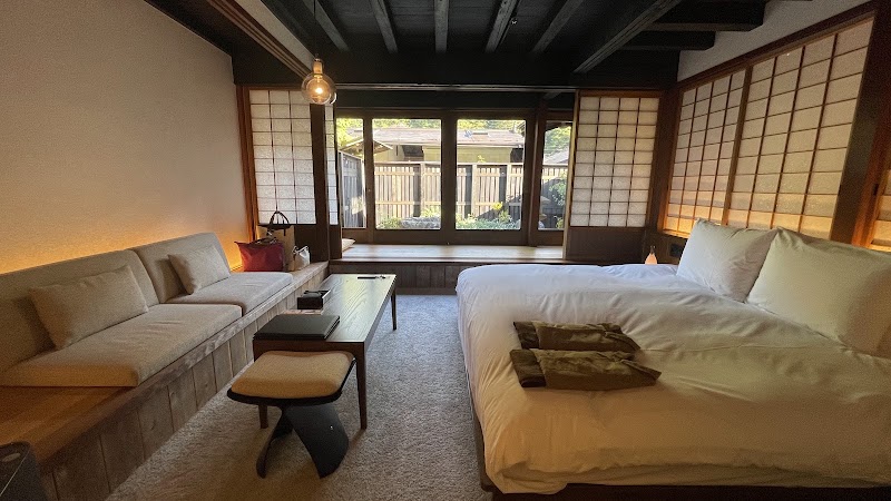 BYAKU Narai 歳吉屋 — 2