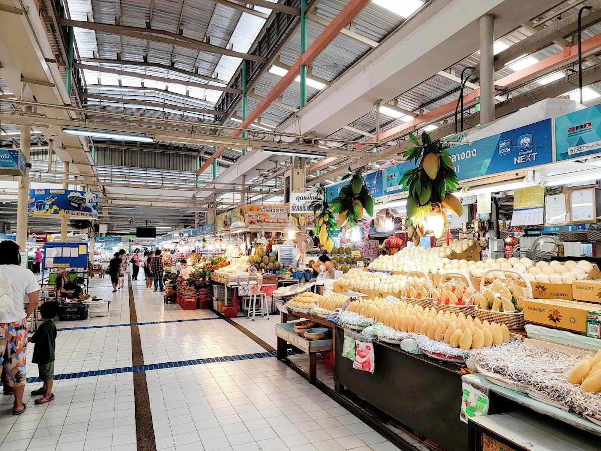 Or Tor Kor Market — 3
