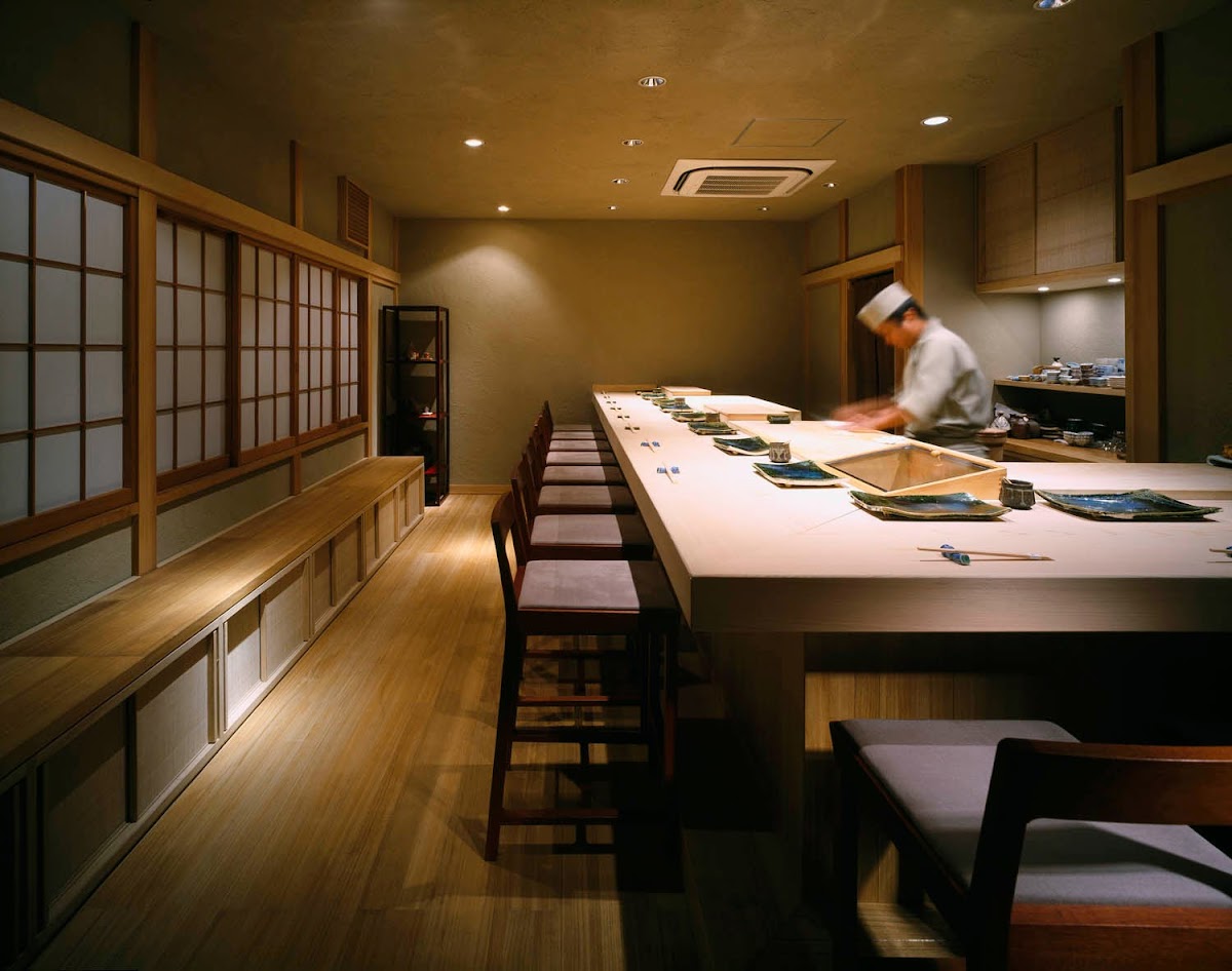 Sushidokoro Taka (すし処たか)