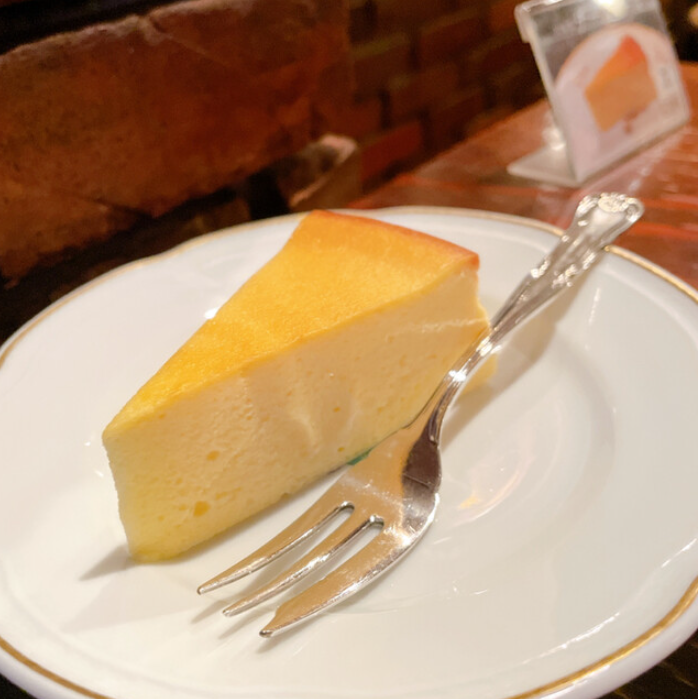 Cafe Enseigne Dangle Jiyugaoka (カフェ アンセーニュ ダングル 自由が丘) — 2