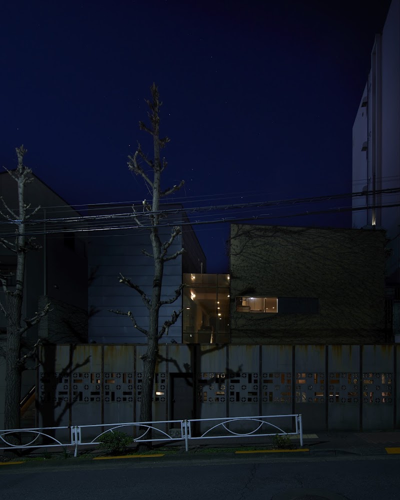 HIGASHI-YAMA Tokyo / Studio — 3
